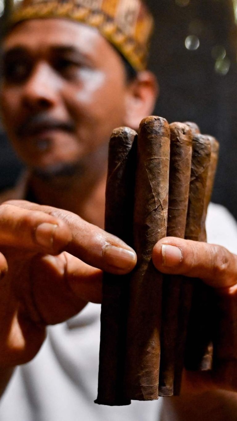 没有流水线，印尼雪茄是这样诞生的