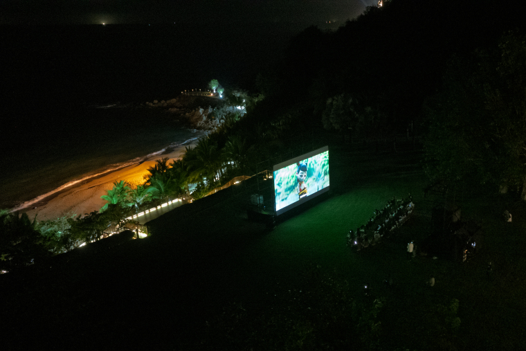 星空草地看《哪吒2》  感受中国式浪漫_fororder_DJI_20250328213229_0039_D