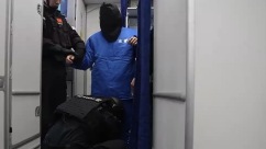 公安部：重大跨境赌诈犯罪集团头目陈志被从柬埔寨押解回国_fororder_IMG_1065