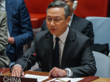 中国代表就有关国家炒作“南海仲裁案”阐明中方立场