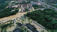 马来西亚6个州遭受洪涝灾害 受灾人数超1.5万