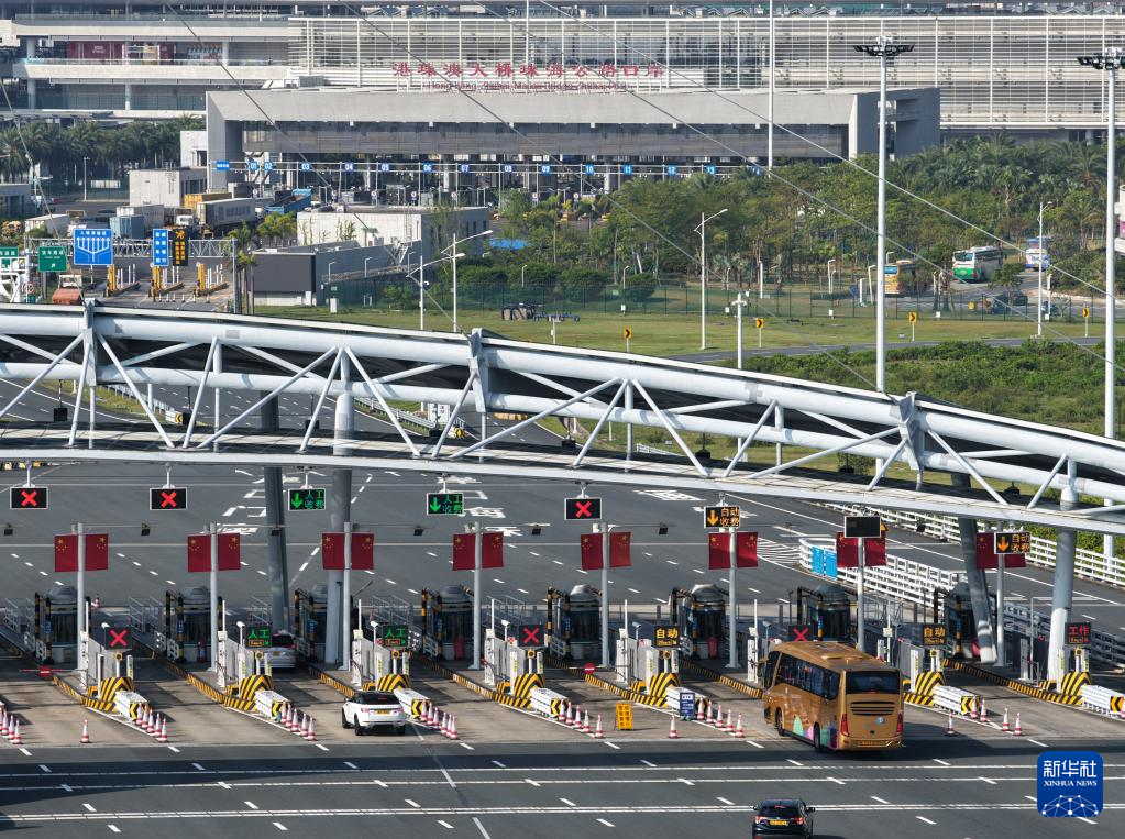 港珠澳大桥开通7周年 客流量超9300万人次