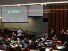 香港舆论：立法会主席选举见证优质民主实践_fororder_VCG111613915036