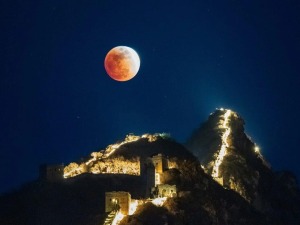 刷屏朋友圈！“元宵红月”高清大图来了