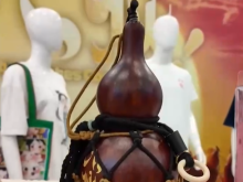 “锦”上添花！《八仙！》带火非遗“新”生意 一张票根解锁“神仙”之旅