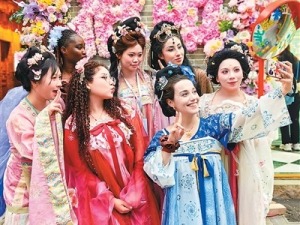 “China Chic”圈粉外国消费者——把中国“好物”带回家