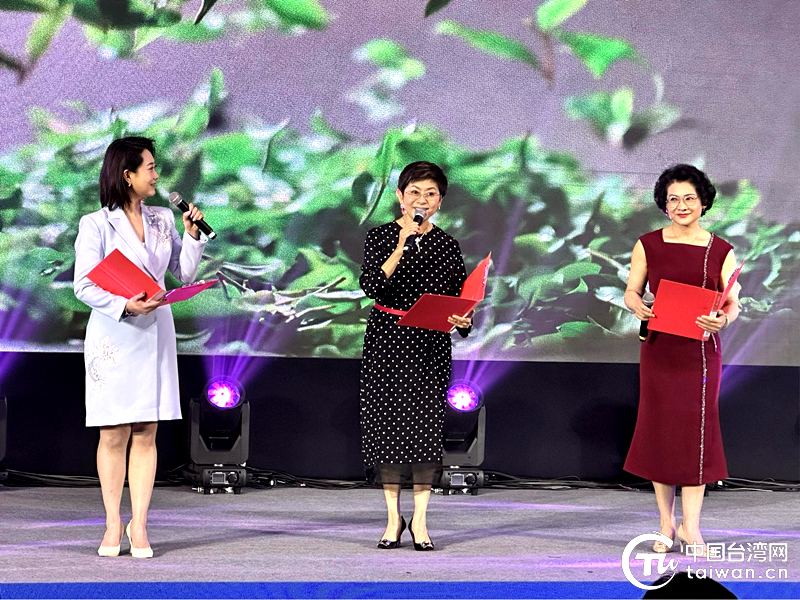 同心传承中华文化 携手铸牢共同体意识——第3届“彩云之约”海外台胞云南行系列活动在昆明启幕