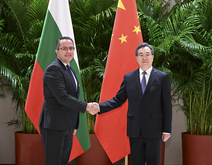 丁薛祥出席第二届中欧班列国际合作论坛开幕式并致辞