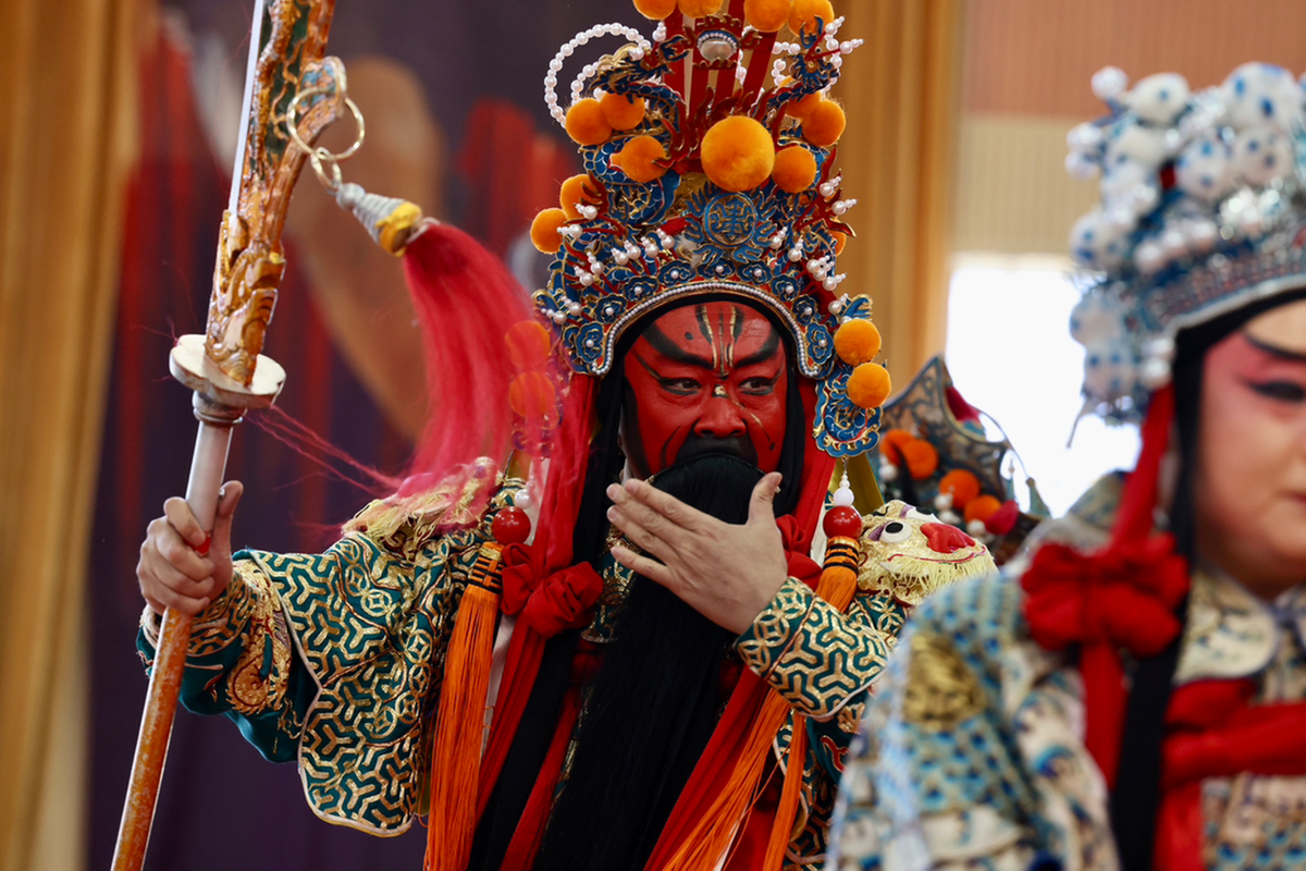 山西太原:非遗进校园 迎“六一”儿童节 山西太原:非遗进校园 迎“六一”儿童节