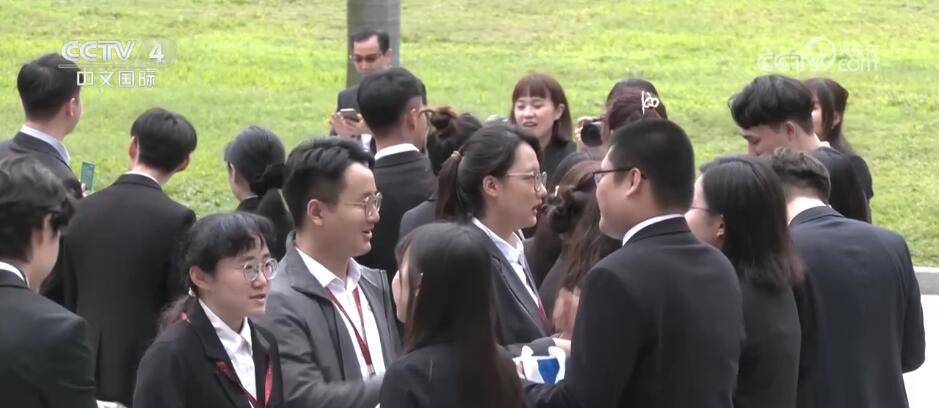 “双向奔赴”架起“连心桥” 两岸青年同心同行共议青春梦想