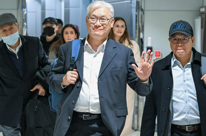 夏立言返台 期盼两岸和平 勿让恶意螺旋上升 夏立言返台 期盼两岸和平 勿让恶意螺旋上升