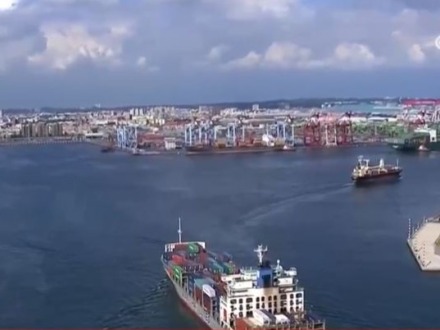 美国“关税大棒”下台湾地区经济恐受重挫