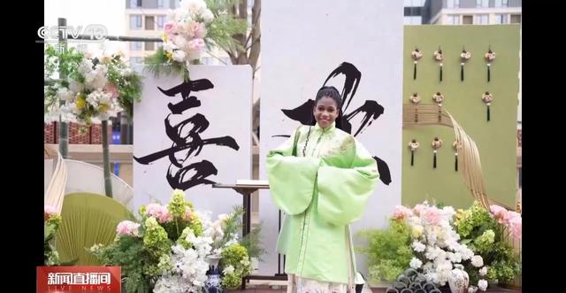 外国人来华“不见外” “中国速度”和“中国服务”实力圈粉 外国人来华“不见外” “中国速度”和“中国服务”实力圈粉