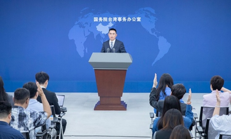 国台办：习近平主席在俄罗斯媒体发表的署名文章，郑重宣示祖国统一的历史大势不可阻挡