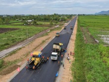 在肯尼亚，有条“蔗糖之路”