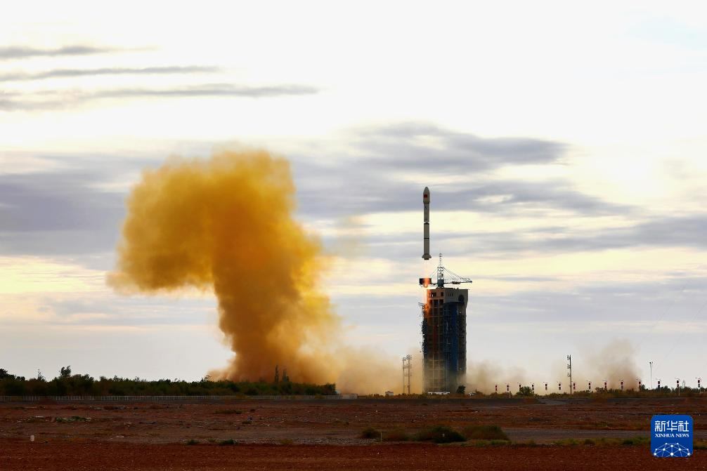 中国成功发射卫星互联网技术试验卫星