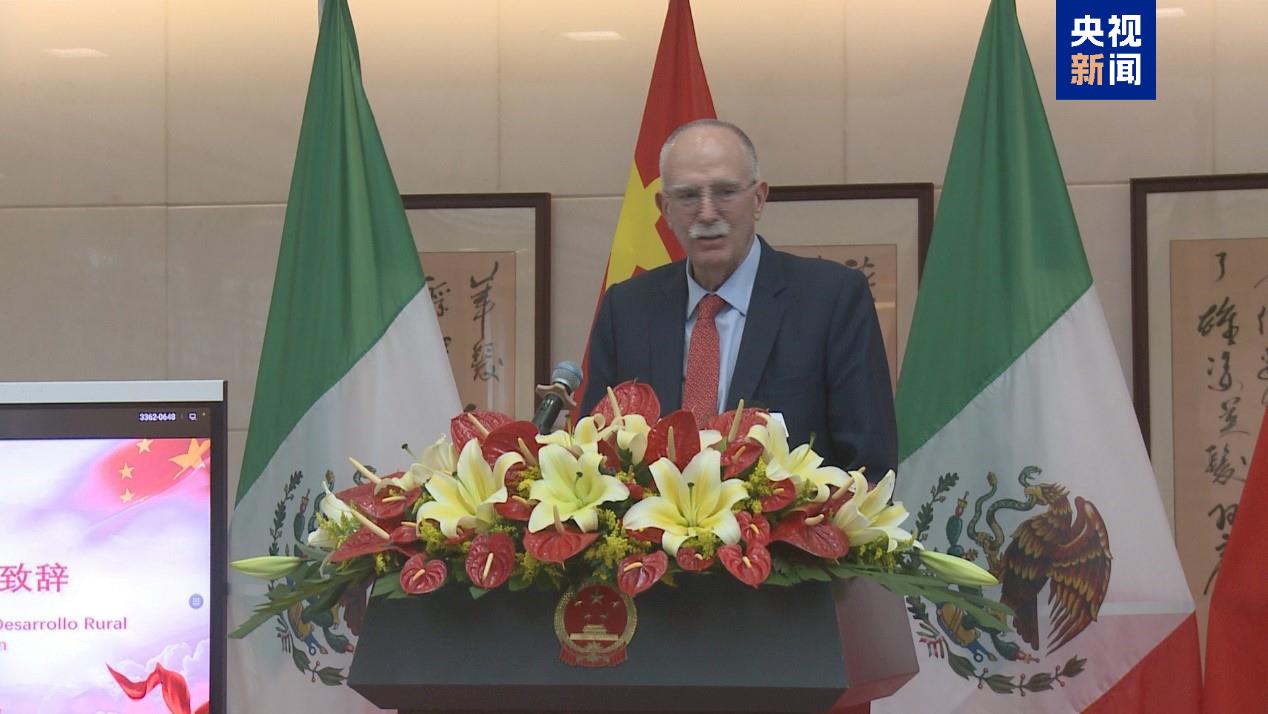 令人期待！中国首部8K太空纪录电影《窗外是蓝星》预告片亮相墨西哥