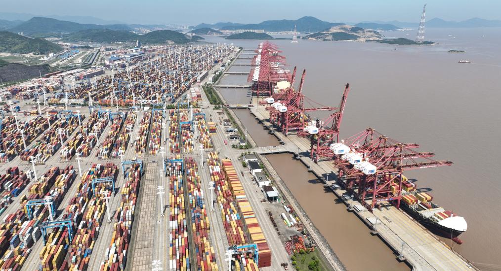 下一个“中国”，还是中国——国际机构密集上调中国经济增长预期