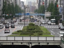 多国专家：高市言论是破坏和平的谬论