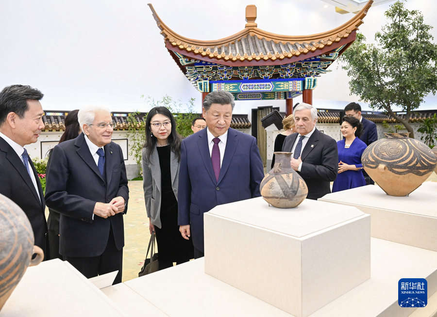 习近平夫妇同意大利总统马塔雷拉共同赏鉴境外返还文物 习近平夫妇同意大利总统马塔雷拉共同赏鉴境外返还文物