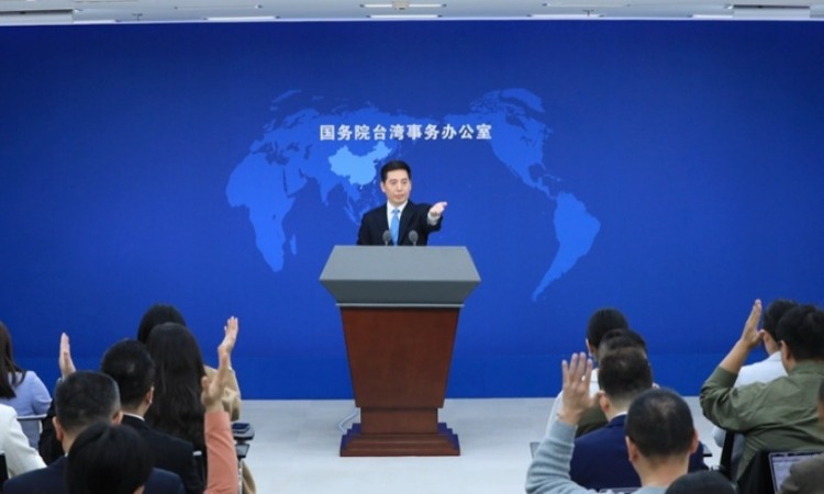 国台办：习近平主席在中美元首通话中阐明了中方在台湾问题上的原则立场，强调两国要共同维护好二战胜利成果