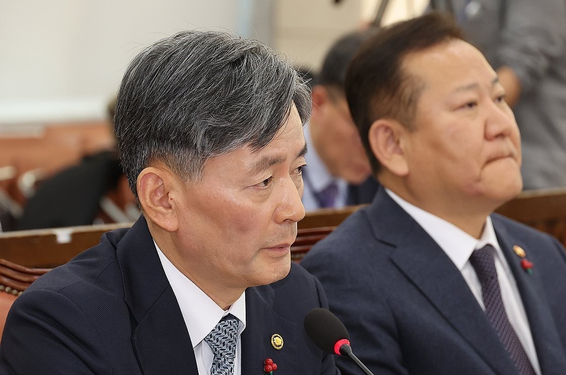 涉嫌犯有“内乱罪” 韩国警察厅厅长和首尔警察厅厅长被逮捕 涉嫌犯有“内乱罪” 韩国警察厅厅长和首尔警察厅厅长被逮捕