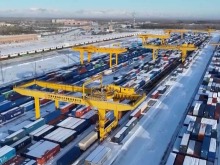 中国与中亚国家货物贸易额首破千亿美元