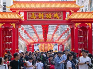 “马”到成功 澳门新春旅游市场开门红