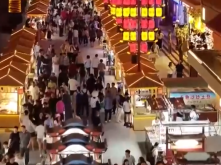 半年狂揽1.3亿元 火出圈的“深夜食堂”你打卡了吗？