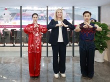 中国是奥林匹克运动的重要合作伙伴——访国际奥委会主席考文垂