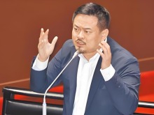 台当局将开放印度劳工引岛内民意炸锅，“青鸟”诬指是国民党所主张，被事实无情打脸