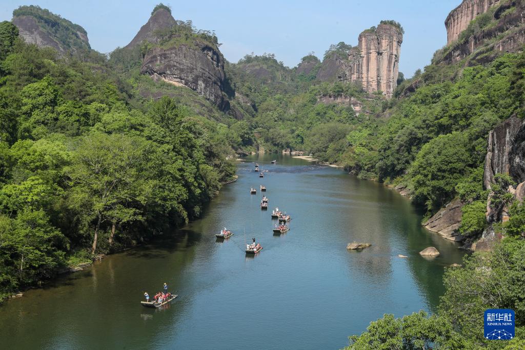 多彩“五一” 乐享假日