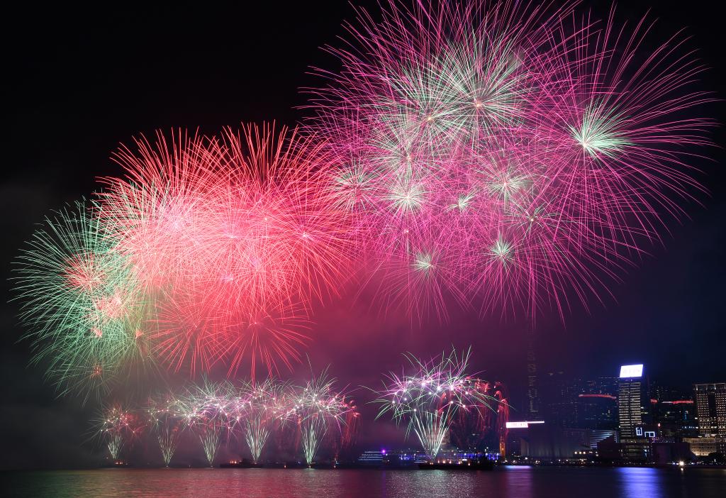 共祝祖国好——香港举行丰富多彩活动庆祝新中国成立76周年