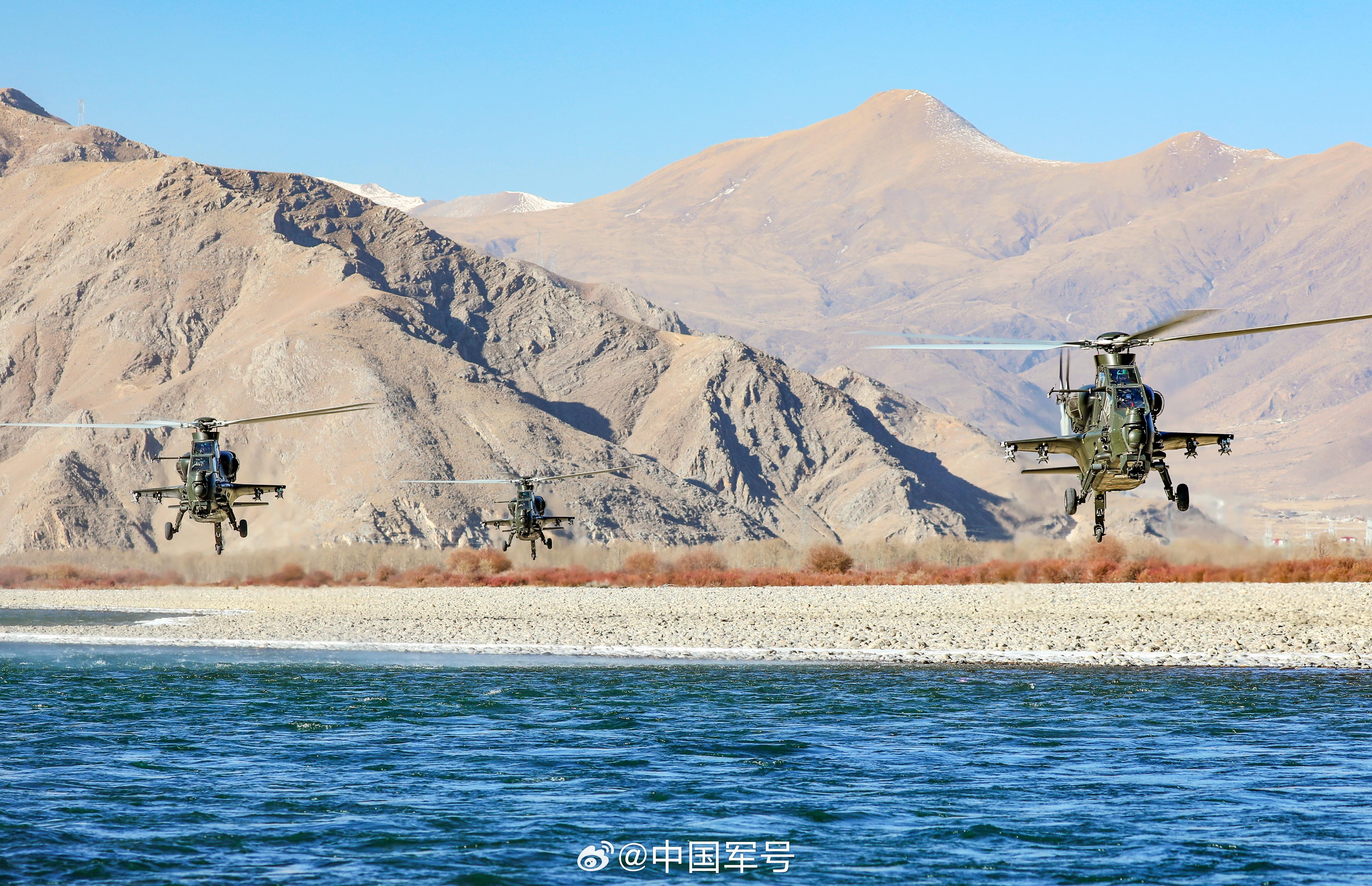 每一张都是壁纸！高原雪山版直升机高清大片上新