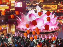 灯火万家，共此上元