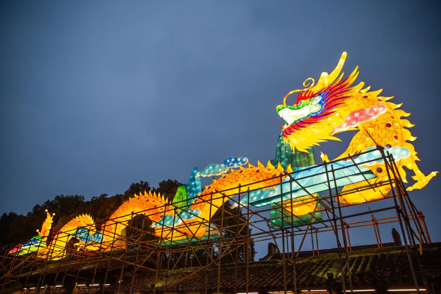 长街宴、夜灯会、水上年市、水陆巡游、年味大集......乌镇水上人家水上年味浓! 长街宴、夜灯会、水上年市、水陆巡游、年味大集......乌镇水上人家水上年味浓!