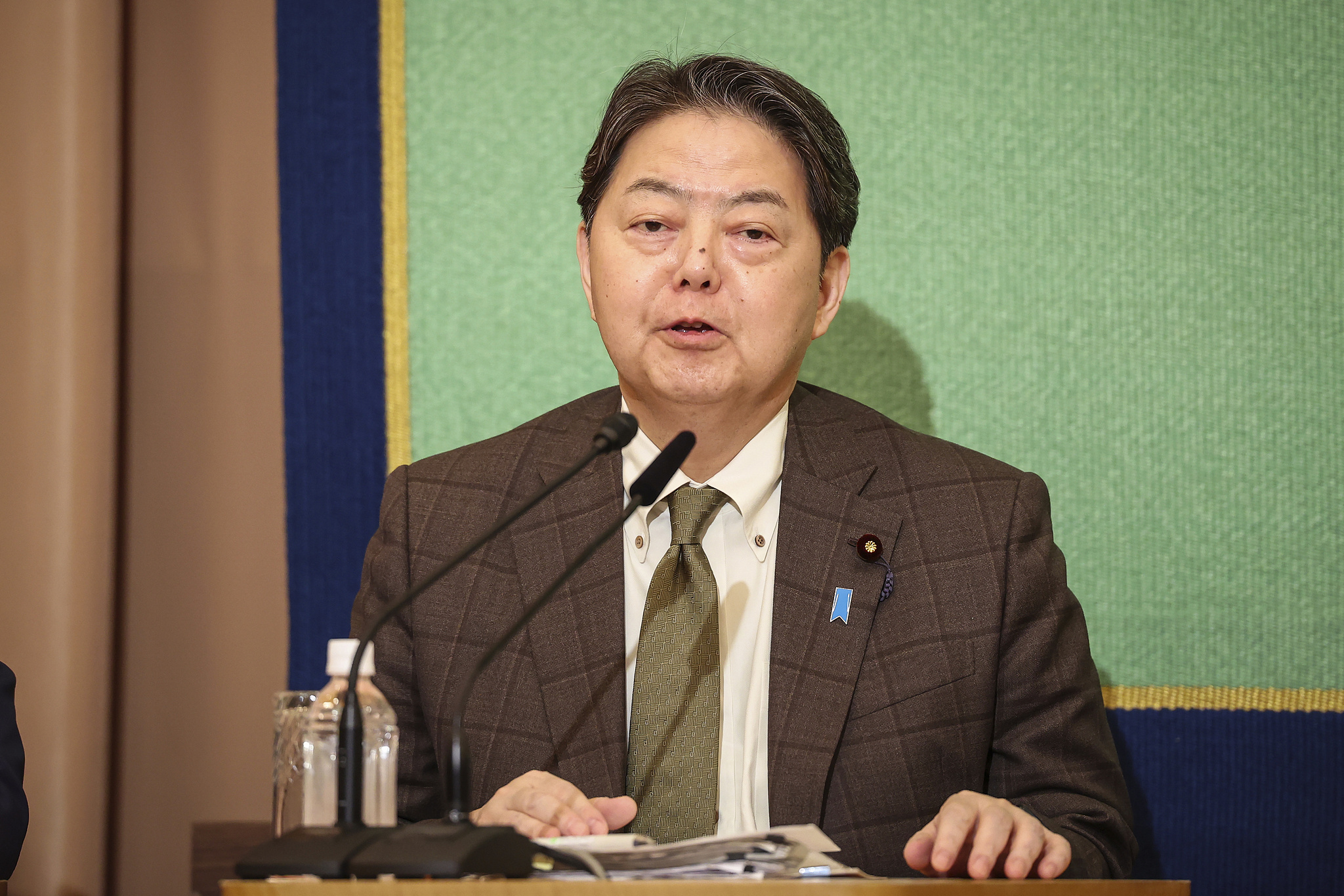 石破茂黯然下台 自民党“双少数”困局谁来破？