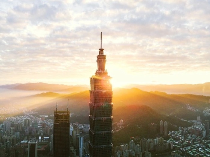 “台湾光复纪念日的设立是台湾同胞的共同心声”