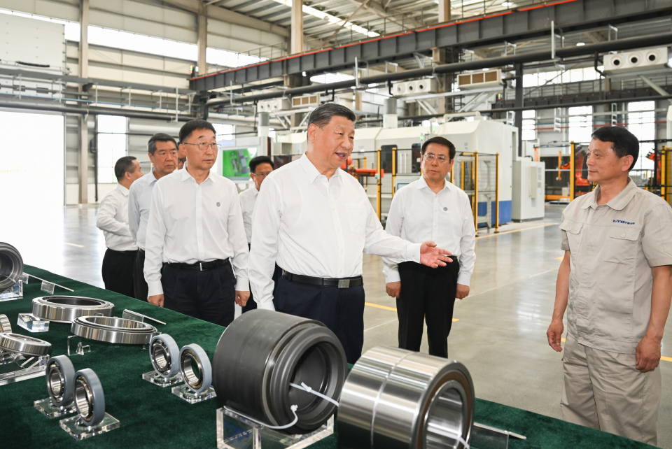 习近平在河南考察时强调 坚定信心推动高质量发展高效能治理 奋力谱写中原大地推进中国式现代化新篇章