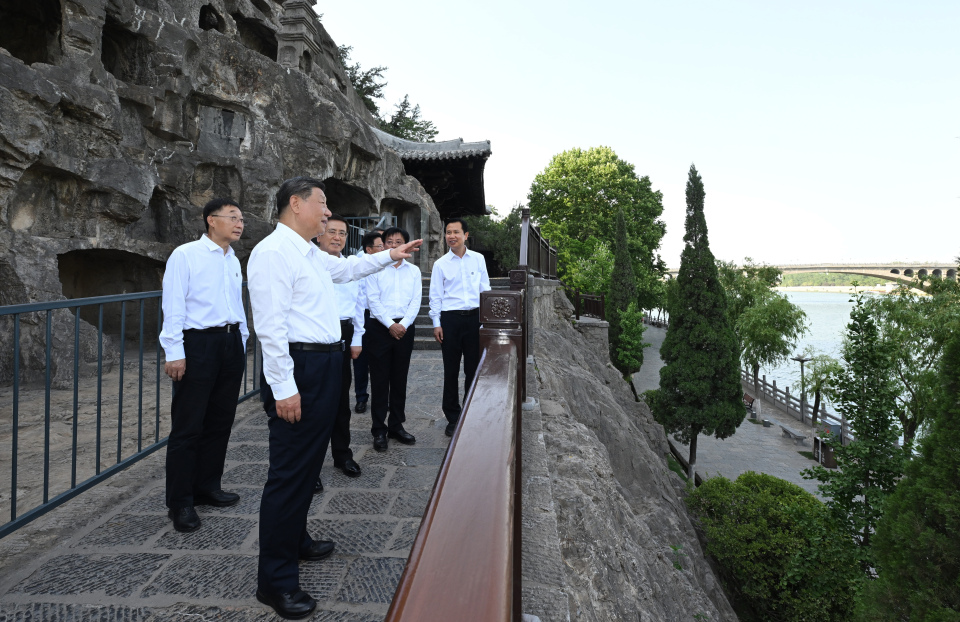 习近平在河南考察时强调 坚定信心推动高质量发展高效能治理 奋力谱写中原大地推进中国式现代化新篇章