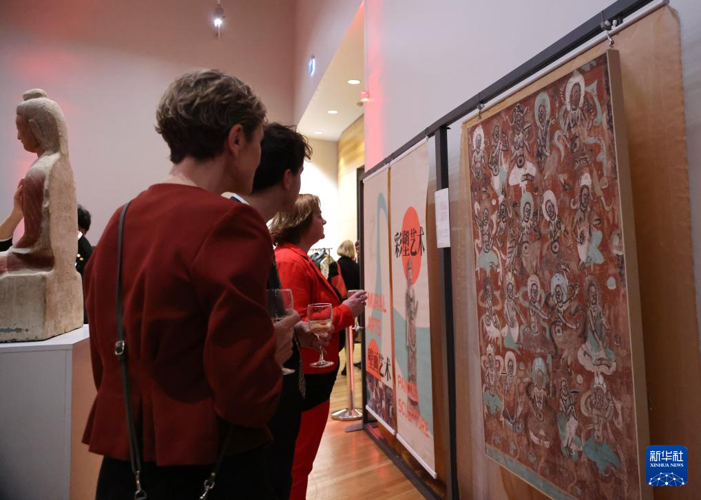 展示新中国发展成就 弘扬中华传统文化魅力——我驻外使领馆和机构及海外侨胞举行多样活动共贺新中国华诞