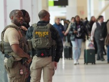 美国土安全部“停摆”致数百机场安检人员辞职