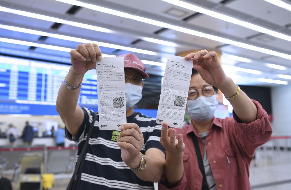 香港輿論和社會各界:京港滬港夕發朝至高鐵為香港帶來新機遇 香港輿論和社會各界:京港滬港夕發朝至高鐵為香港帶來新機遇