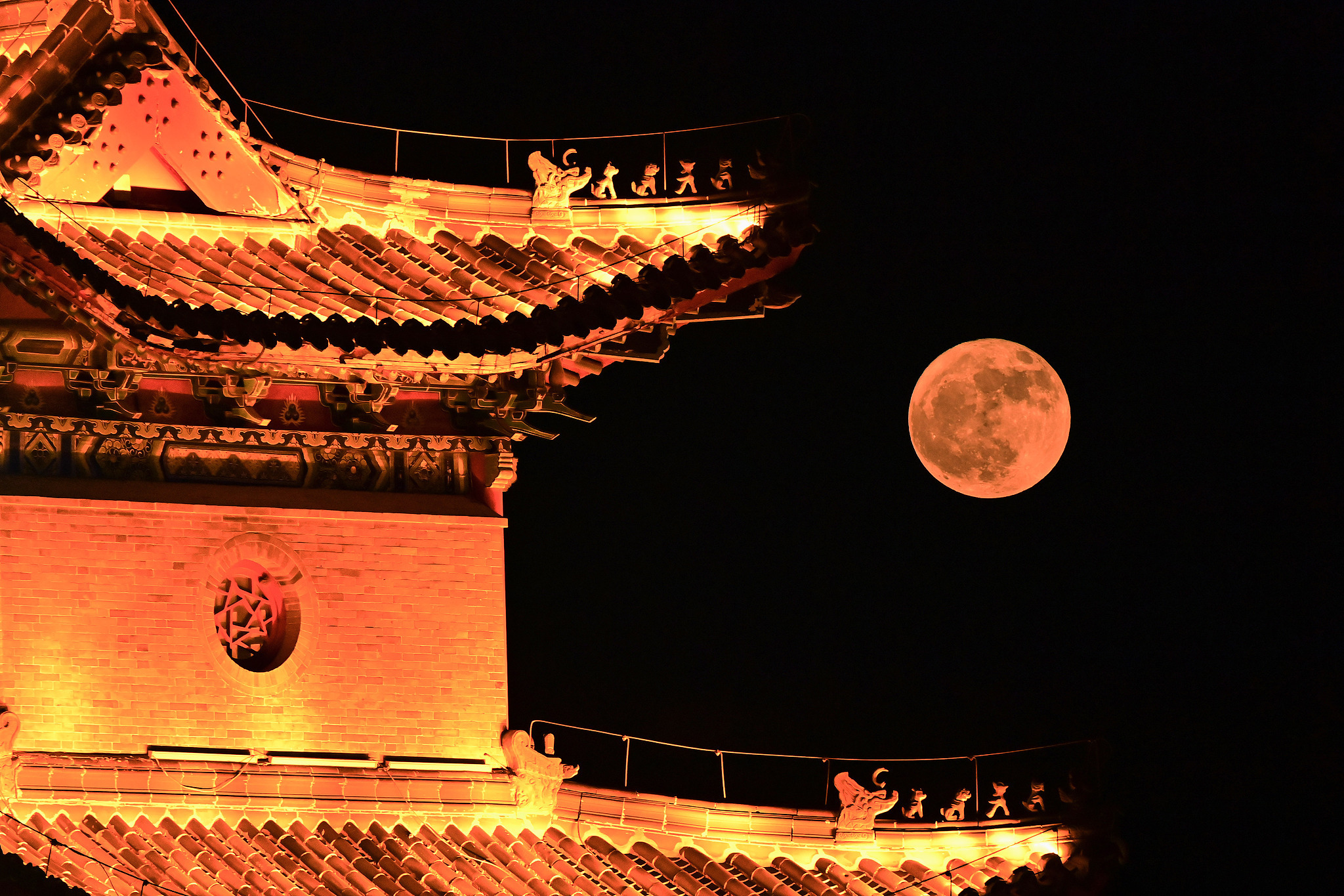 2025“最低满月”限时登场！你看到了吗？