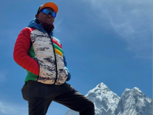 尼泊尔登山者再破纪录 第31次登顶珠峰