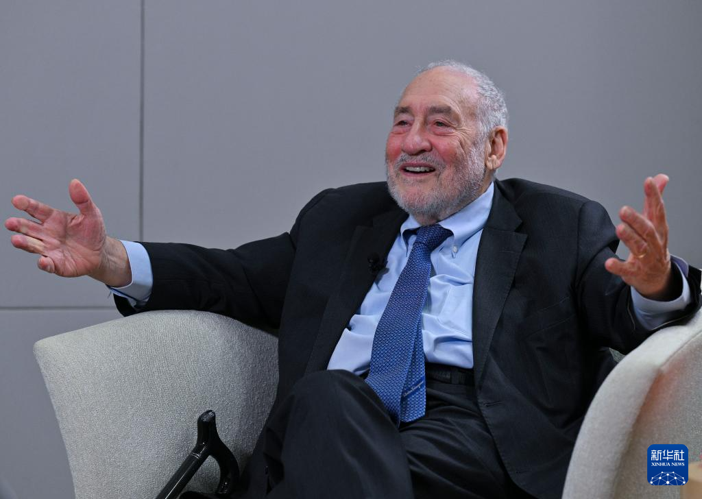 诺奖得主施蒂格利茨：中国经济增长仍具广阔空间 香港桥梁作用将更重要