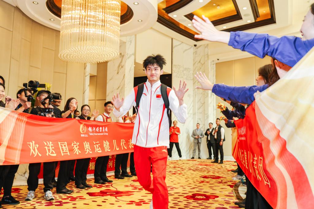 内地奥运健儿代表团结束澳门访问行程 内地奥运健儿代表团结束澳门访问行程