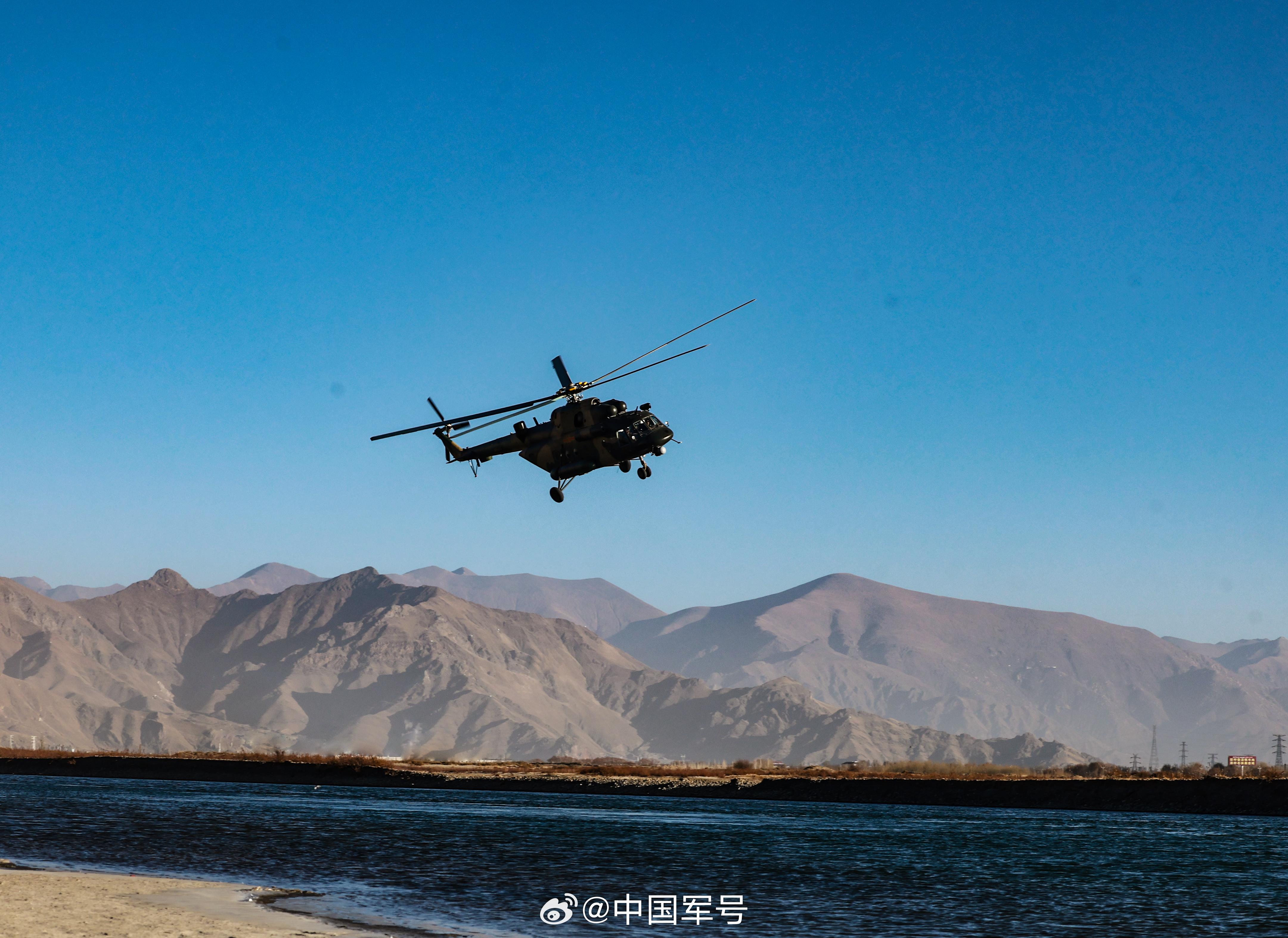 每一张都是壁纸！高原雪山版直升机高清大片上新