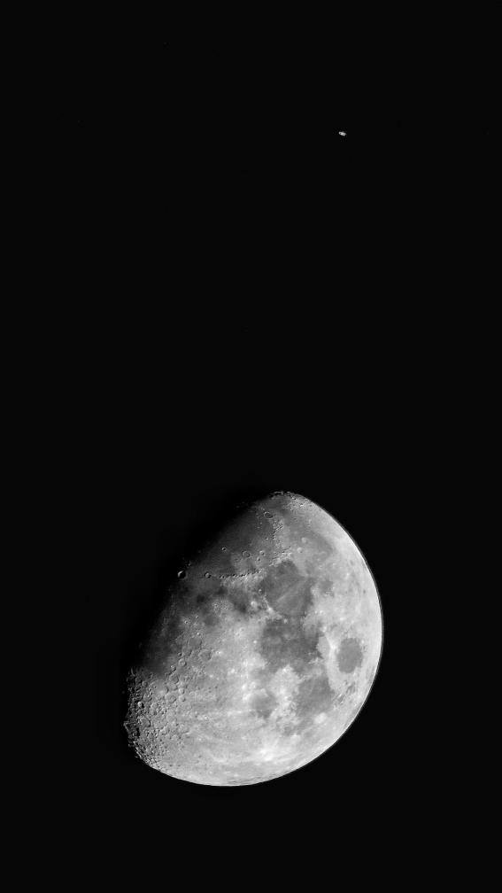 23日至24日凌晨残月连伴土星、金星上演“星月童话”