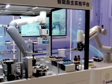 习近平上海行丨聚力大模型 智启新未来——走进上海“模速空间”大模型创新生态社区